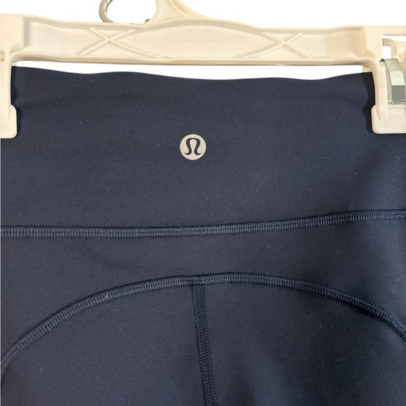 Lululemon Invigorate High-Rise Crop‎ 23" True Navy Size 4 - Picture 5 of 9